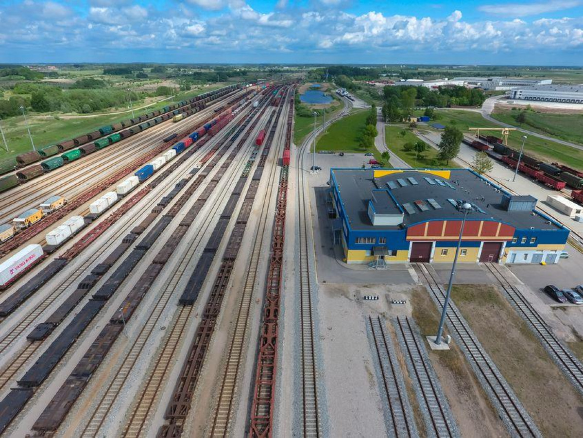 „LTG Infra“ už daugiau nei 2 mln. eurų Klaipėdoje ties geležinkelį