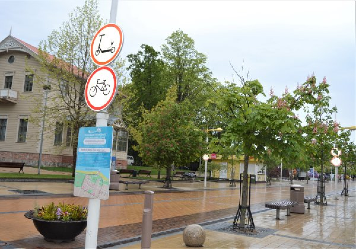 J. Basanavičiaus gatvėje vasarą draudžiamas dviračių ir elektrinių paspirtukų eismas
