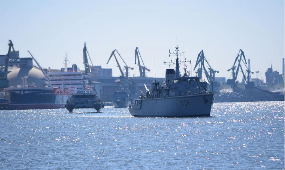 Šiandien „Baltijos tvirtovė 2021“ pratybų kariniai laivai išplaukė į jūrą