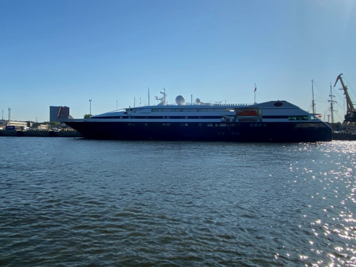 Į Klaipėdos uostą atplaukė kruizinis laivas „Clio“