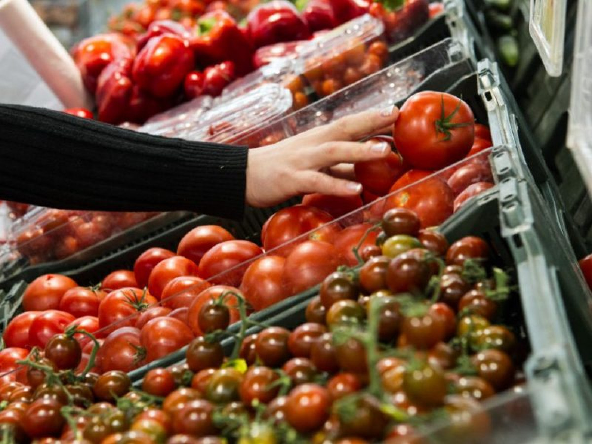 „Maxima“ perspėja: dalis lietuviško derliaus parduotuves gali pasiekti vėliau