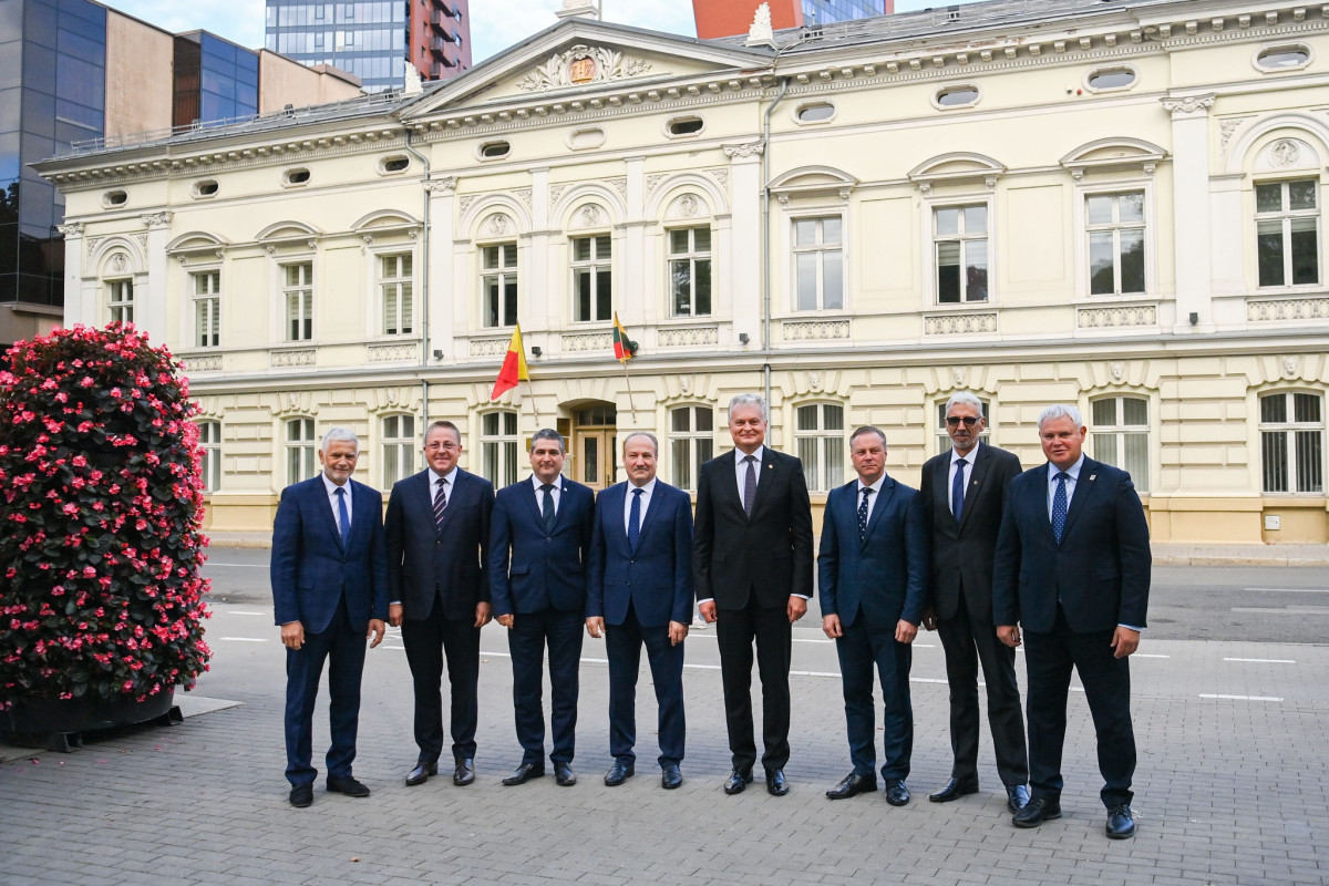 Pirmadienį Prezidentas atvyko į susitikimą su Klaipėdos regiono merais