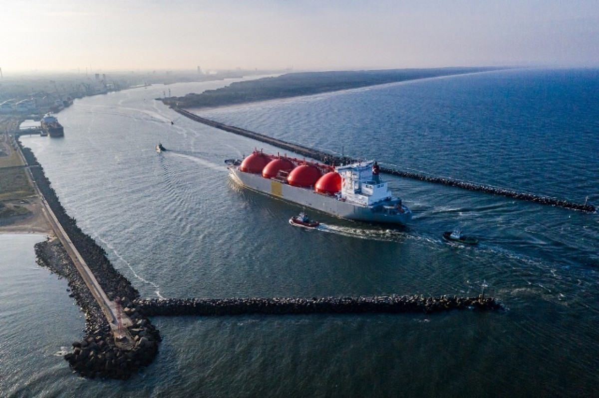 Valstybinio jūrų uosto bangolaužių rekonstrukcijai skirta 48,8 mln. Eur