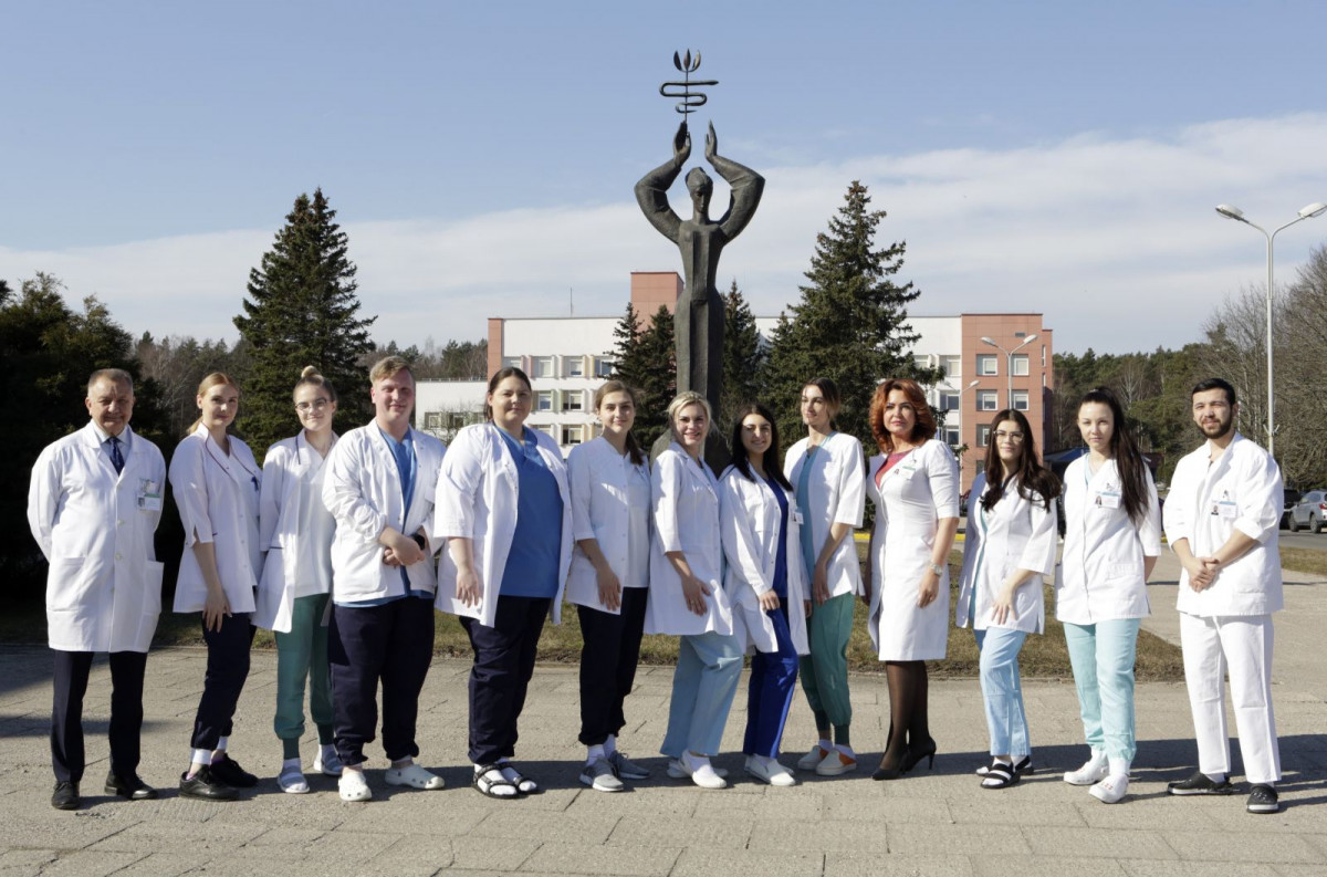 Klaipėdos universitetinės ligoninės gretas papildė pavasarį studijas baigę slaugos specialistai