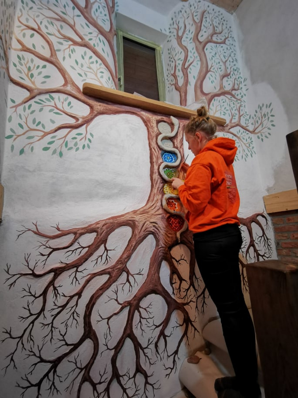 Klaipėdietė menininkė sukūrė “Gyvybės medį“