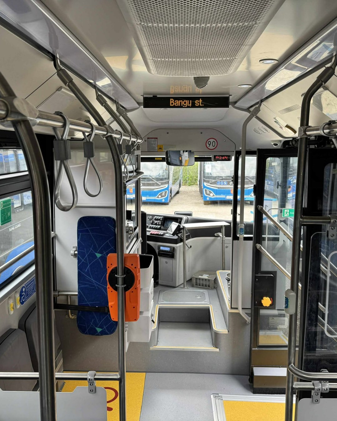 autobusai