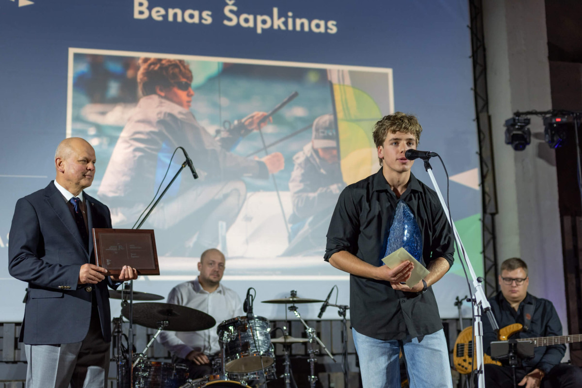 benas
