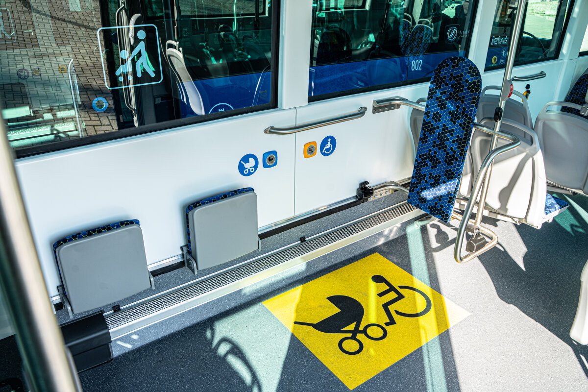 autobusai