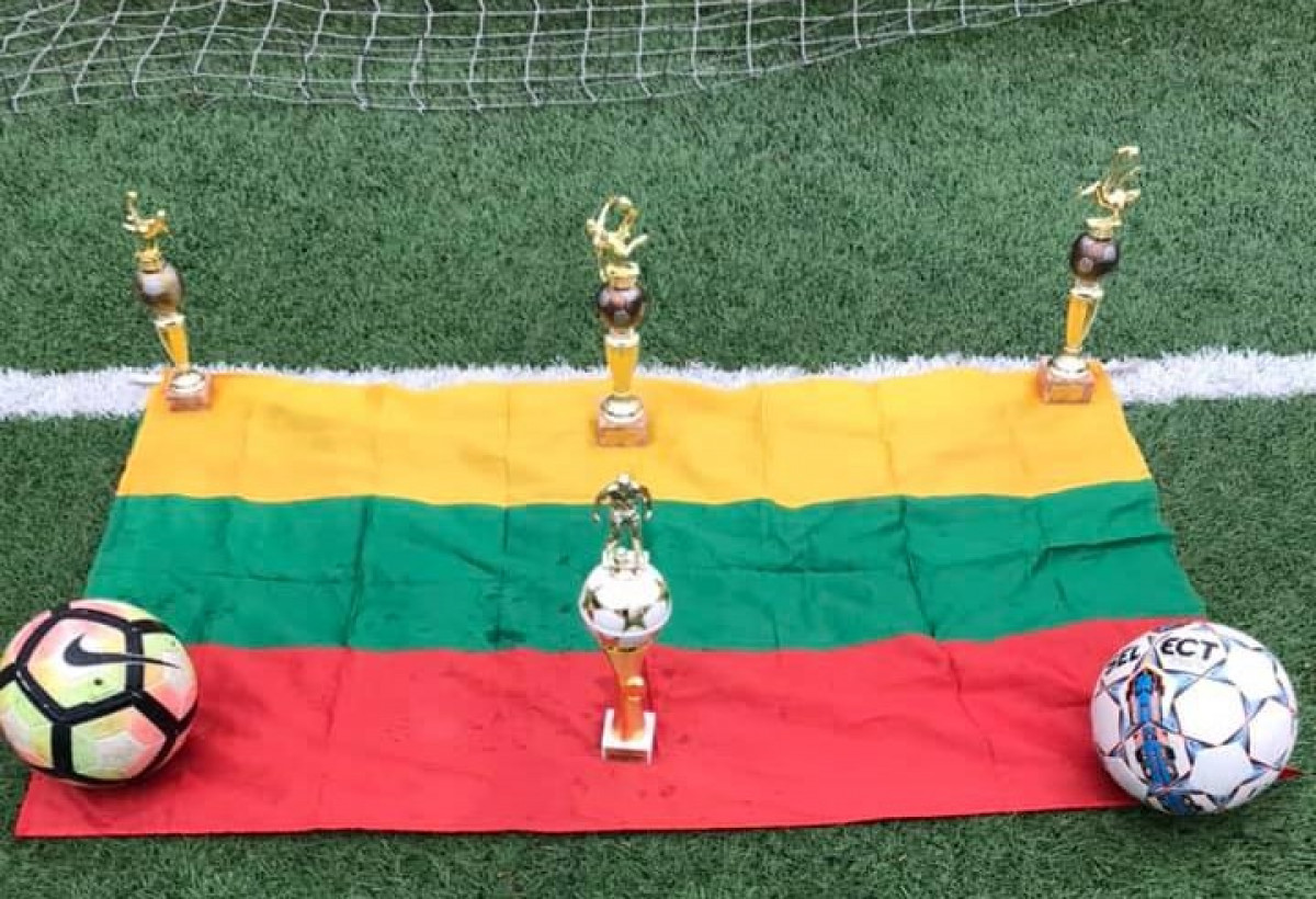 Valstybinės šventės dieną įvyko pirmasis Klaipėdos futbolo mėgėjų čempionatas