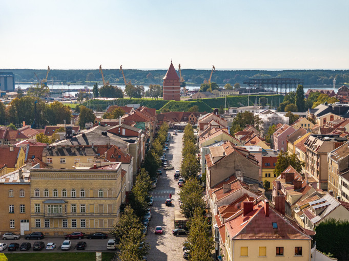 Klaipėdos senamiesčio lauko kavinės keisis: savivaldybė ir verslas sutarė dėl naujų estetikos standartų