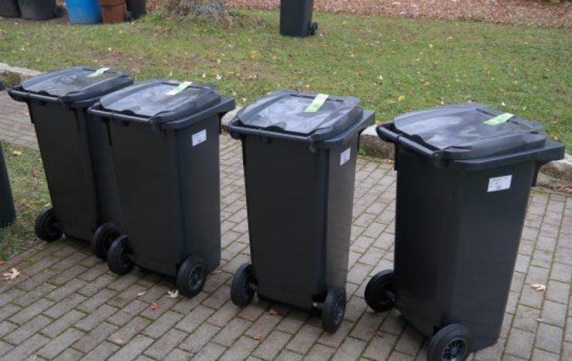 Klaipėdos rajoną aptarnaujančiam atliekų vežėjui „Ekonovus“ bus taikoma bauda