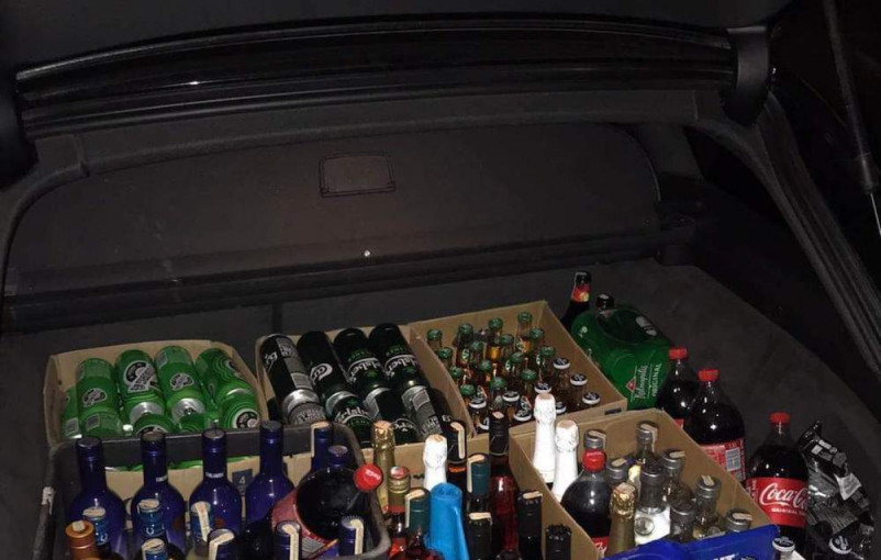 Klaipėdos apskrities policininkai Plungėje išaiškino du nelegalios prekybos alkoholiu taškus