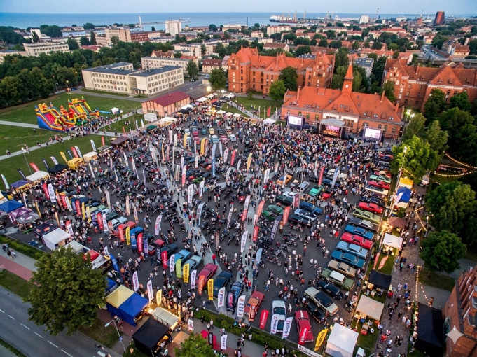Klaipėdos universiteto aikštėje – „Motor Fest“ sezono pradžia: laukiama rekordinio automobilių ir motociklų gerbėjų susibūrimo