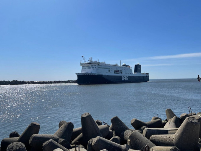 Į Klaipėdos uostą įplaukė naujasis keltas „Luna Seaways“