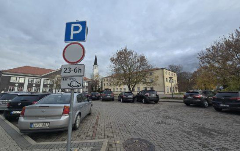 Gargžduose keičiasi automobilių stovėjimo aikštelėse tvarka