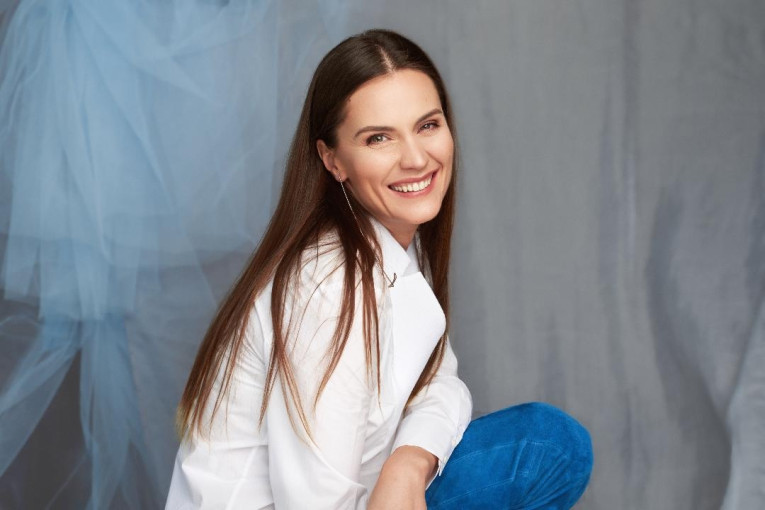Jurga Šeduikytė: „Vis dar nešamės savyje šviesos žemėlapį”
