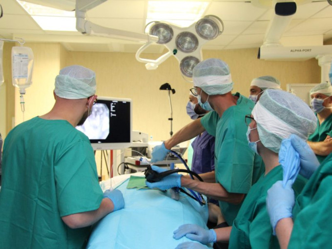 Klaipėdos jūrininkų ligoninėje atliktos pirmosios Baltijos šalyse endoskopinės skrandžio mažinimo operacijos