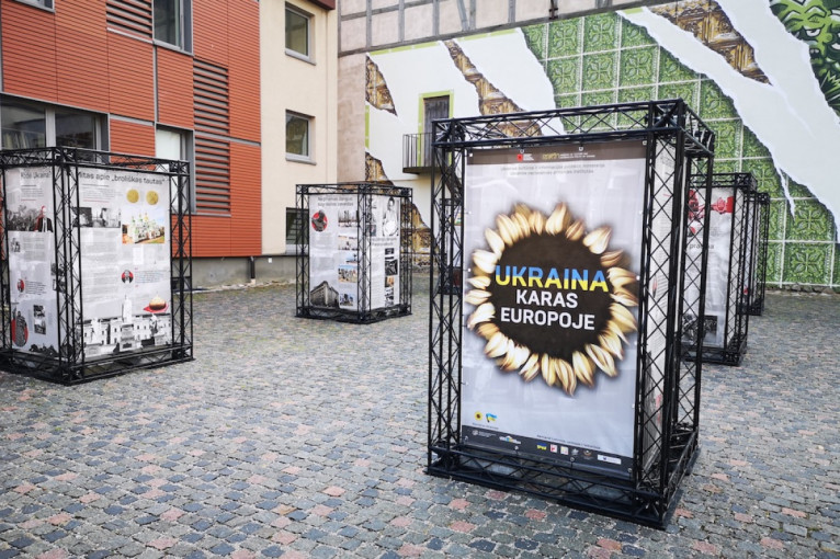 Klaipėdos senamiestyje – lauko paroda „Ukraina. Karas Europoje“