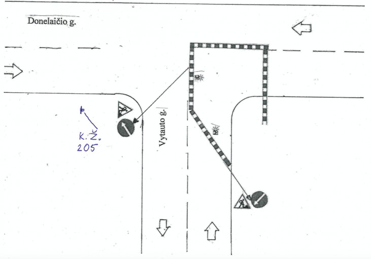 Eismo apribojimai Vytauto g. ir K. Donelaičio g. sankirtoje