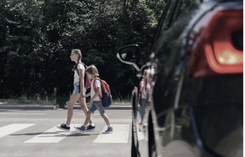 „Lietuvos draudimas“ rugsėjį vėl apdraus visus Klaipėdos miesto moksleivius, vyks saugaus elgesio kelyje pamokos
