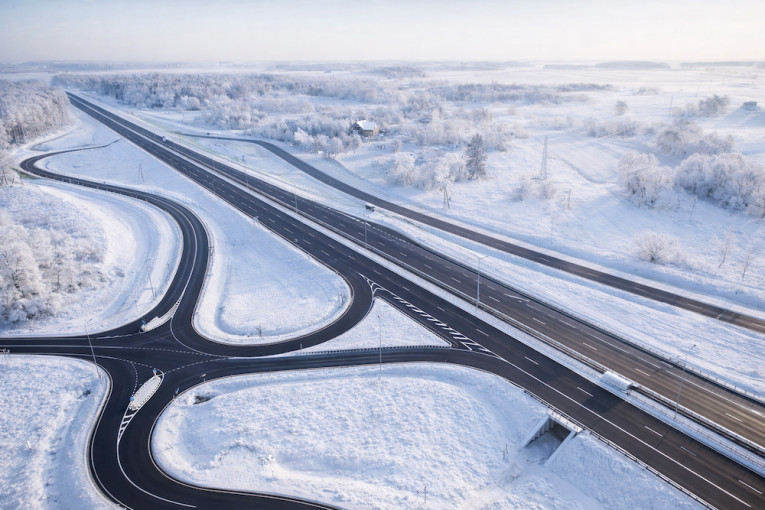 180 mln. eurų iš Kelių fondo – 274 kilometrų kelių tvarkymui ir 51 tiltui