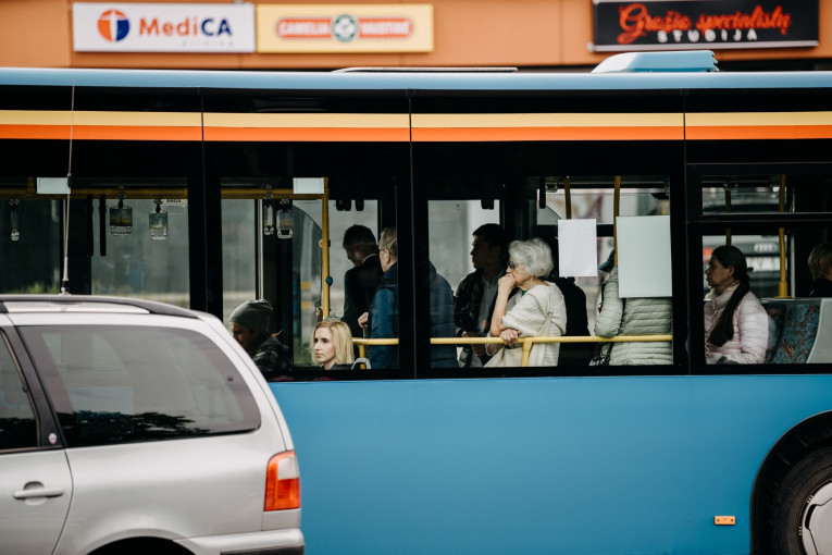 Į abi Klaipėdos kapines kursuoja papildomi autobusai