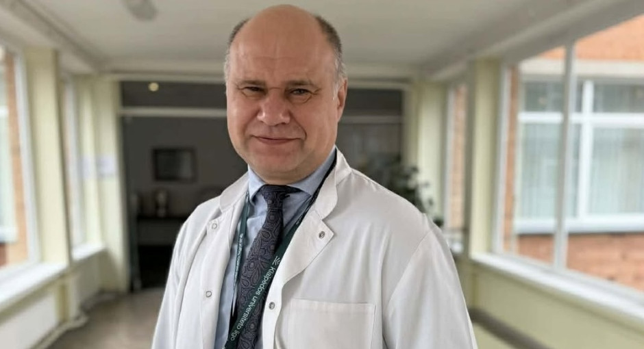 Klaipėdos universiteto ligoninės Palangos padalinyje pradėjo dirbti neurochirurgas Vladislavas Bilinskis Milkovičius