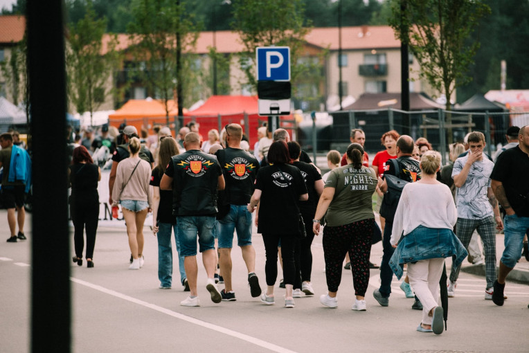 Šiandien Šventojoje startuoja didžiausias Baltijos šalių baikerių paplūdimio ir muzikos festivalis BEACH BIKE FEST