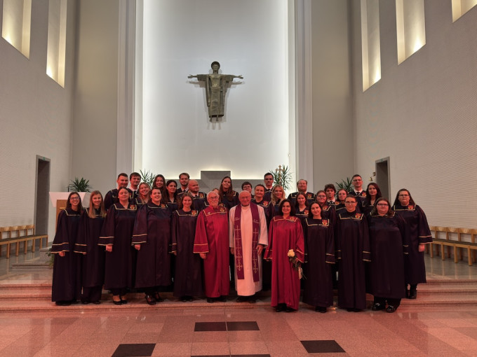 Lapkričio 29–30 d. Klaipėdoje – dviejų dienų chorinės ir sakralinės muzikos šventė, skirta Klaipėdos universiteto 35-mečiui ir VDU choro „Ave vita“ 90-mečiui