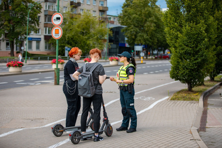 Klaipėdos apskrities kelių policijos pareigūnai vykdė sustiprintą vairuotojų ir dviratininkų kontrolę