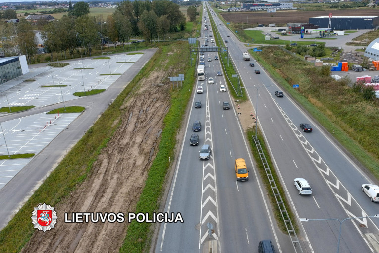 Klaipėdos apskrities kelių policijos pareigūnai fiksavo nepagarbiai „užlendančius“ vairuotojus