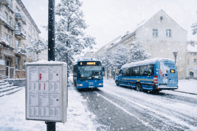 Eismo ribojimai Šviesų festivalio metu: keisis viešojo transporto maršrutai ir tvarkaraščiai