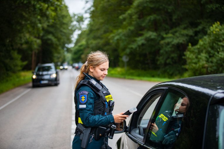 Klaipėdos apskrities kelių policijos pareigūnai per savaitę nustatė 14 neblaivių vairuotojų