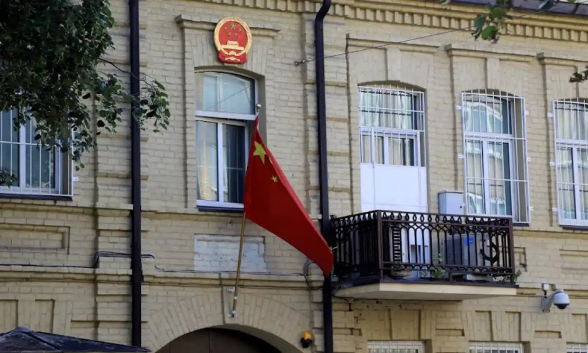 Kinijos ambasada sustabdė vizų išdavimą Lietuvoje