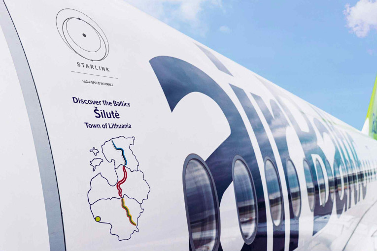 „airBaltic“ lėktuvui suteiktas Šilutės miesto vardas