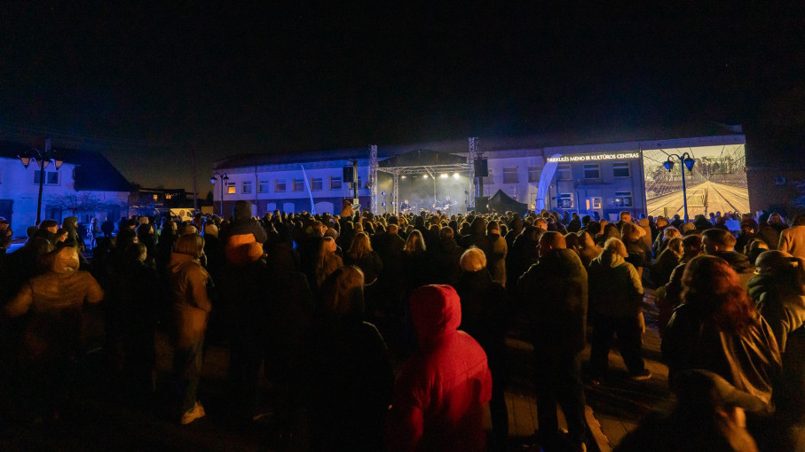 „Ženklai“ Priekulėje: keturių dienų festivalį vainikavo įspūdinga finalo diena