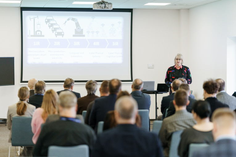 Klaipėdos universitetas ir „Microsoft“ surėmė pečius: sukvietė į technologijų ir saugumo konferenciją