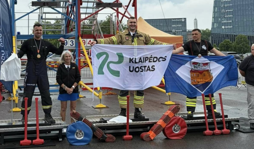 Klaipėdos uosto direkcijos naras Jurgis Rumiancevas – stipriausias ugniagesys gelbėtojas savanorių kategorijoje