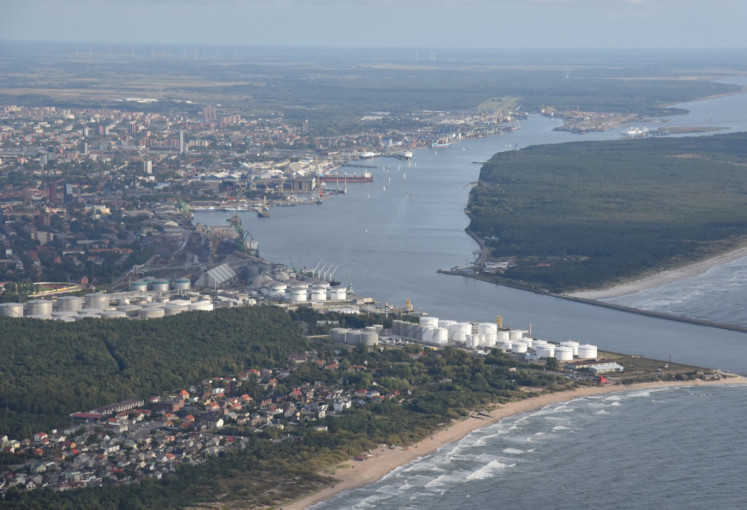 Lietuva perkrautu krovinių kiekiu aplenkė visus tris Latvijos uostus kartu sudėjus