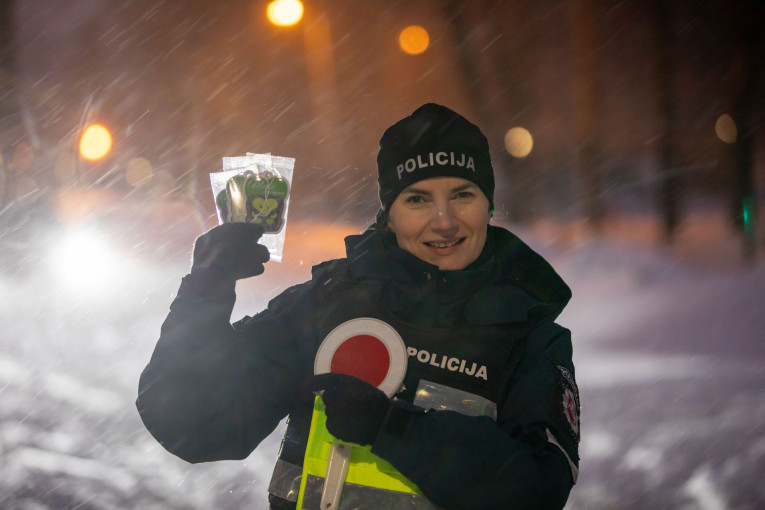Uostamiestyje pareigūnai vėl prevenciškai tikrino, ar vaikai į ugdymo įstaigas vežami saugiai