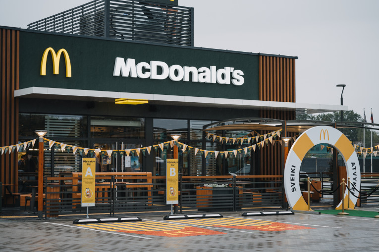 Antradienį „McDonald's“ Klaipėdoje atidarė naują restoraną