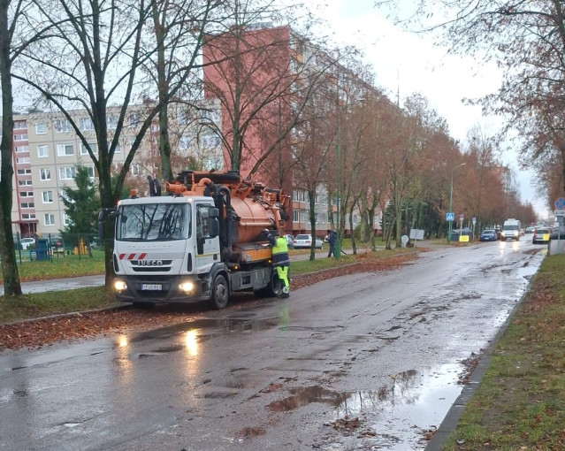 Klaipėdoje – planiniai gatvių valymo darbai: gyventojai raginami laiku patraukti automobilius