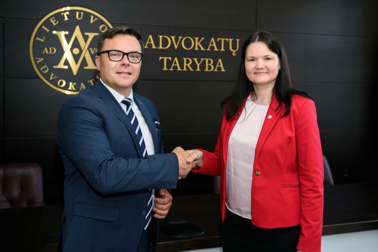Caritas kviečia suskubti registruotis į nemokamas advokatų konsultacijas