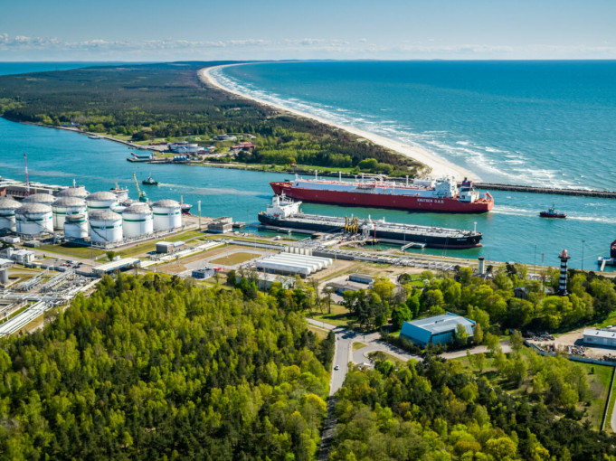 Į Klaipėdos uostą įplaukiančius laivus pasitiks naujos vedlinės