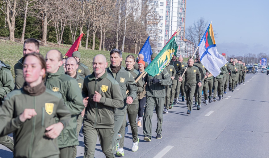 Klaipėdoje surengtas NATO bėgimas subūrė šimtus karių ir sąjungininkų