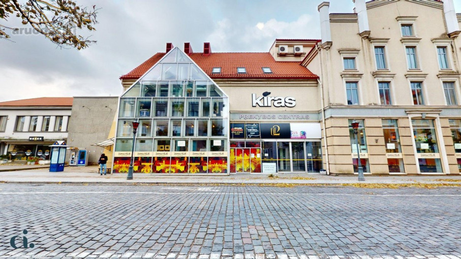 Klaipėdoje parduodamas prekybos centras „Kiras“