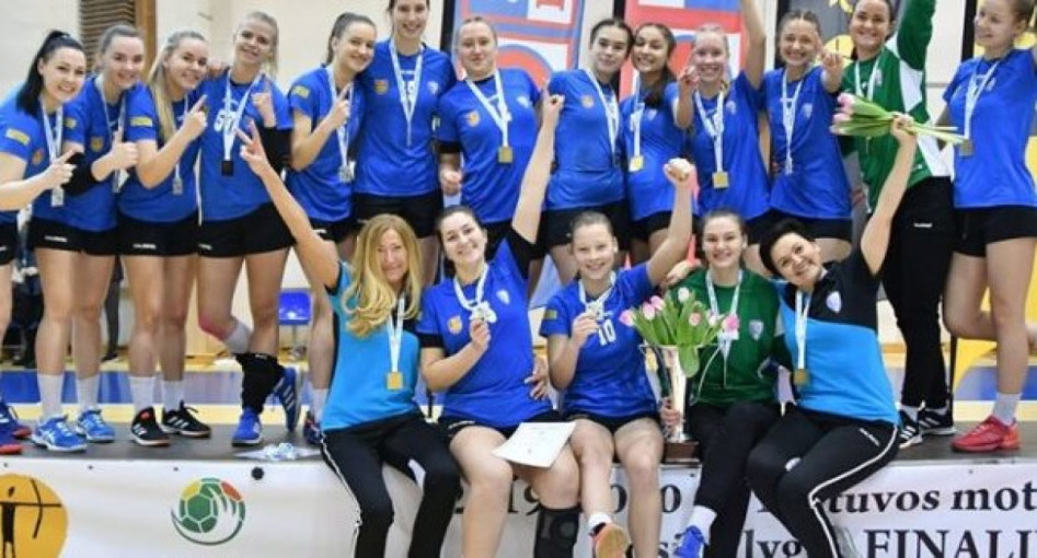 „Viesulo SC-Dragūnas“ – pirmos moterų lygos čempionės!