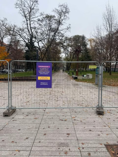 Laikinai uždaromas Danės skvero centrinis praėjimas – ruošiamasi Kakės Makės šviesų parkui