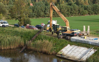 Geresnės sąlygos laivybai Karaliaus Vilhelmo kanale – išmontuoti po vandeniu buvę vamzdžiai