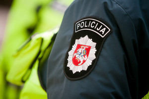 Policininkai Klaipėdoje aptiko neteisėtą prekybą alkoholiniais gėrimais ir tabaku